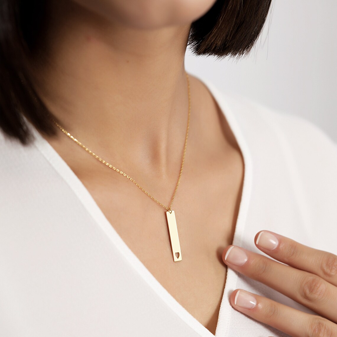 il_1140xN.5425057823_iike 18K Gold Vermeil Bar Necklace | Heart Cutout Pendant - Görsel 1
