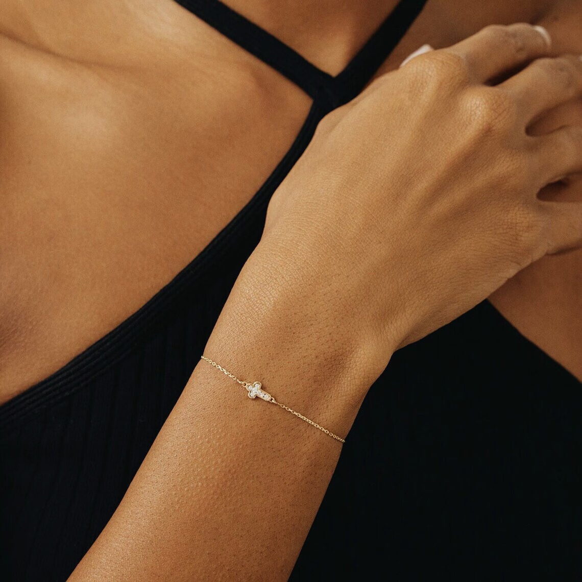 il_1140xN.5878105359_fs8w Dainty Diamond Cross Bracelet, 10k Gold Christian Jewelry - Görsel 1