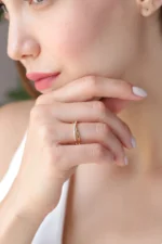 14k Gold Criss Cross Diamond Ring, Modern Stacking Band - Görsel 4