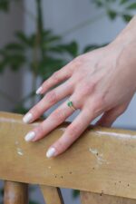 Gold Beaded Band Ring, Emerald Cut Green Gemstone, May Birthstone - Görsel 8