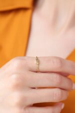 14k Gold Butterfly Ring: Minimalist Stacking Ring, Elegant Gift - Görsel 6