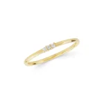 Dainty 10k Gold Ring, Three Diamond Minimalist Band - Görsel 3