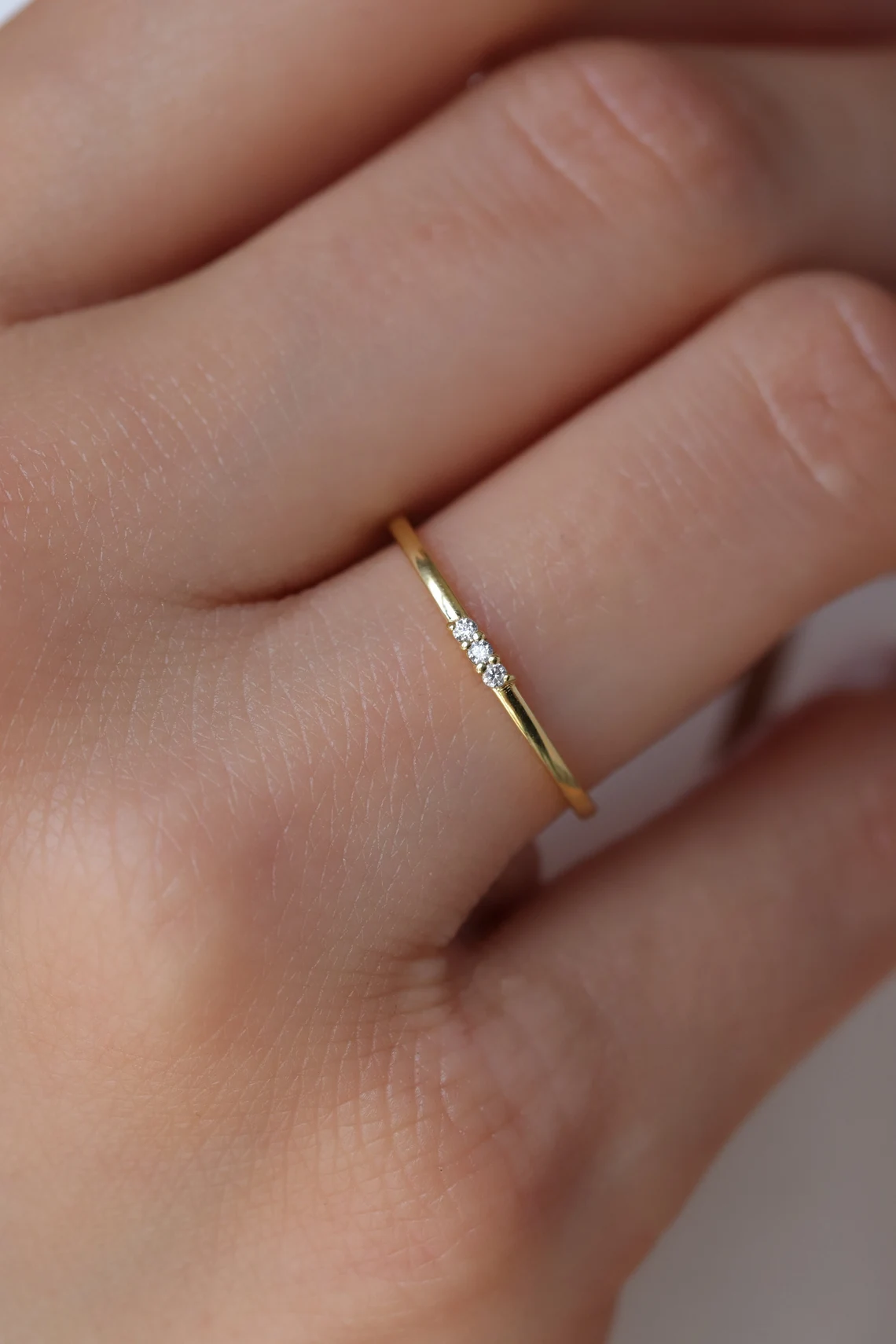 il_1140xN.6192605413_8x91 Dainty 10k Gold Ring, Three Diamond Minimalist Band - Görsel 1