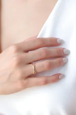 14k Gold Criss Cross Diamond Ring, Modern Stacking Band - Görsel 6