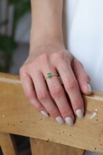 Gold Beaded Band Ring, Emerald Cut Green Gemstone, May Birthstone - Görsel 4