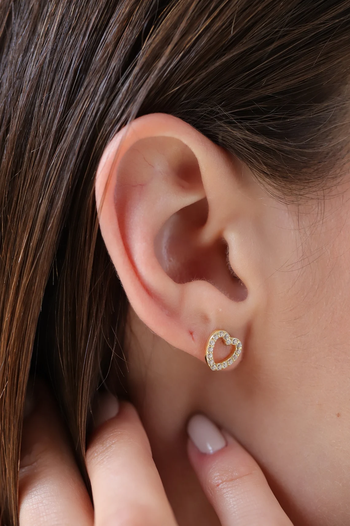 il_1140xN.6243023520_p9tc 14k Gold Open Heart Stud Earring, Pavé CZ, Minimalist Love Jewelry - Görsel 1