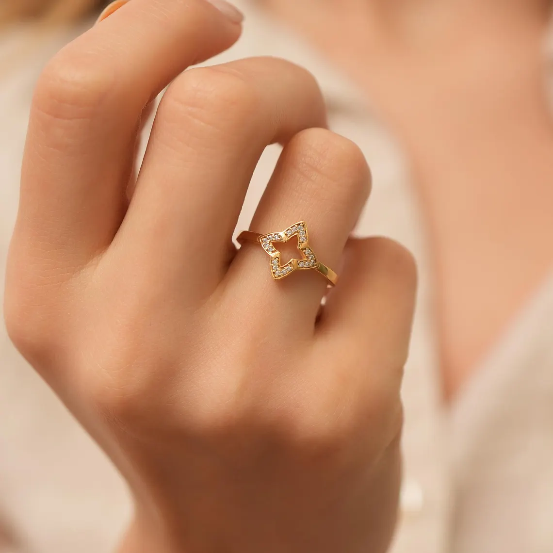 il_1140xN.6921150845_gnn1 14k Gold Diamond Star Ring, Openwork Pavé Floral Jewelry - Görsel 1