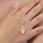 14K Gold Venetian Mask Necklace – Filigree Masquerade Pendant - Görsel 7