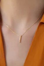 14K Solid Gold Diamond Bar Necklace – Minimalist Vertical Pendant - Görsel 6