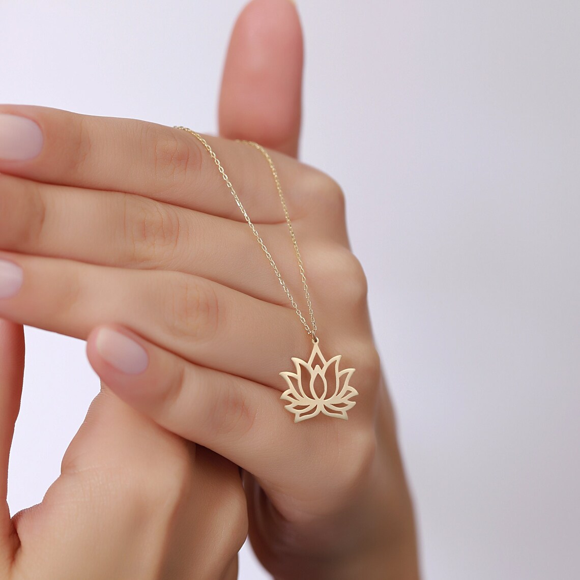 il_1140xN.6172231958_d6xu 14K Gold Lotus Pendant Necklace | Delicate Flower Jewelry - Görsel 1