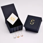 14K Gold Triple Petal Necklace: Minimalist Fine Jewelry Gift - Görsel 8