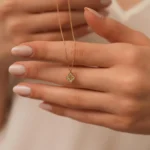 14k Gold Clover Pendant Necklace – Sparkling Lucky Charm - Görsel 7