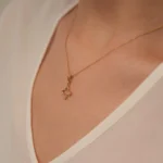 14K Gold Diamond Flower Necklace: Minimalist Fine Jewelry Gift - Görsel 6